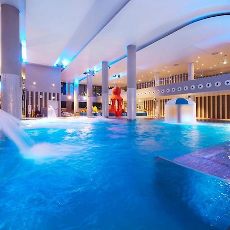 Vacationclub - Villa Mistral Apartament 32 シフィノウイシチェ エクステリア 写真